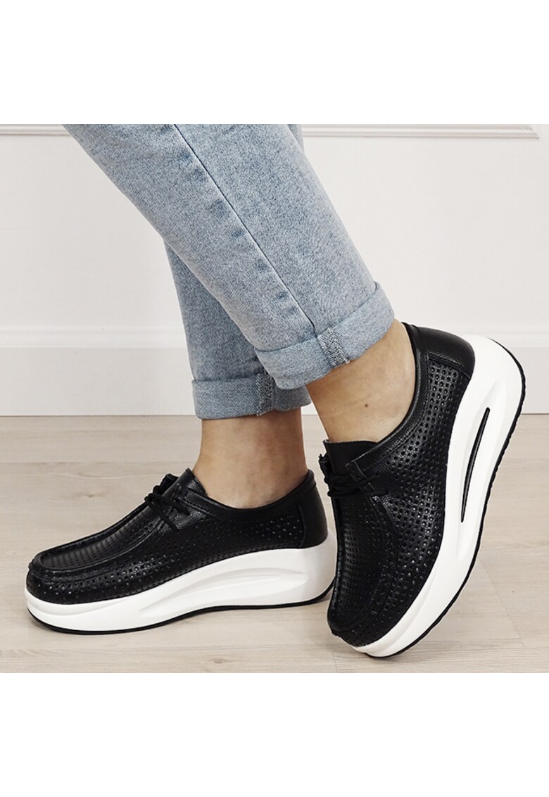 Sneakersi negri perforati din piele naturala 5129 M4 19316 - Negru