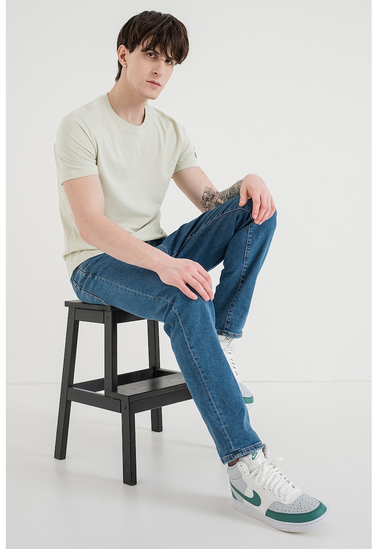 Tricou cu decolteu la baza gatului si logo - Gri/Verde deschis