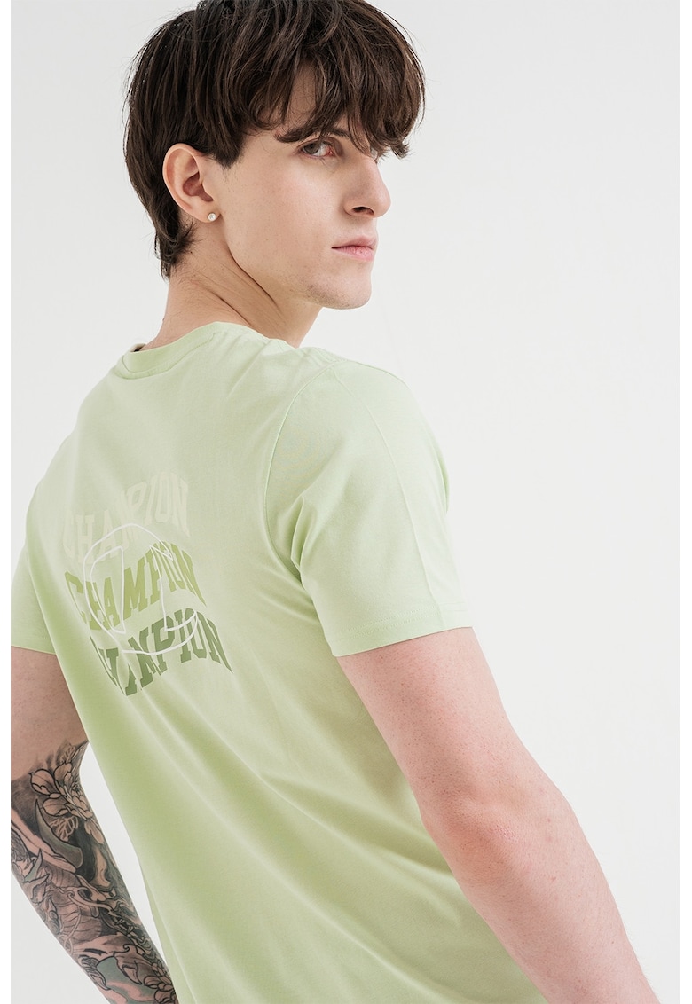 Tricou cu decolteu la baza gatului si logo - Verde deschis