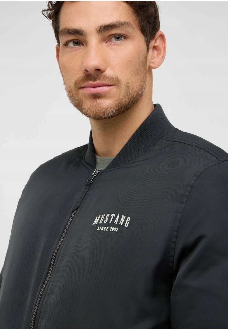 Jacheta Barbati - Style Byron - Regular Fit - Decolteu In V - Fermoar - Caldura Si Confortabila - Maneci Lungi - Poliester - Marime XL - Negru