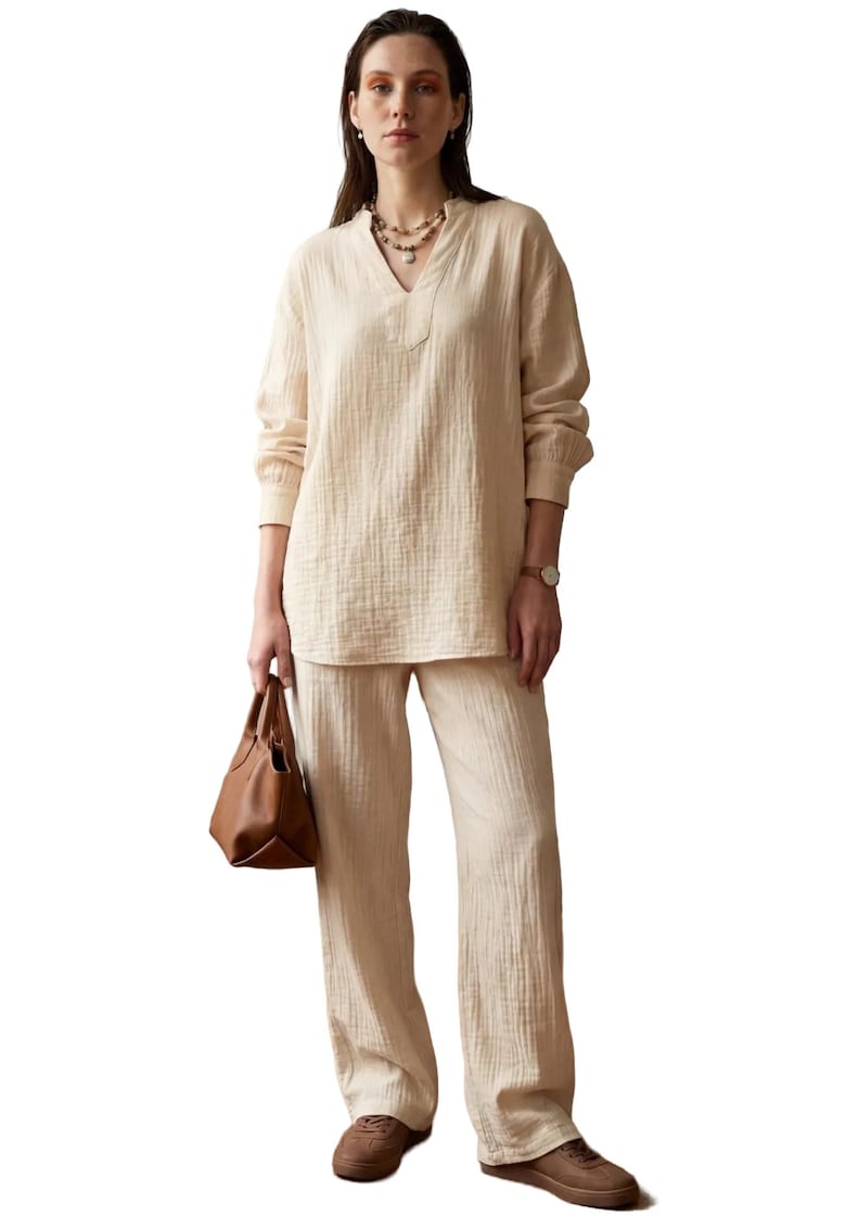 Compleu din doua piese - bluza cu decolteu in V - pantaloni largi - bej natural - textil
