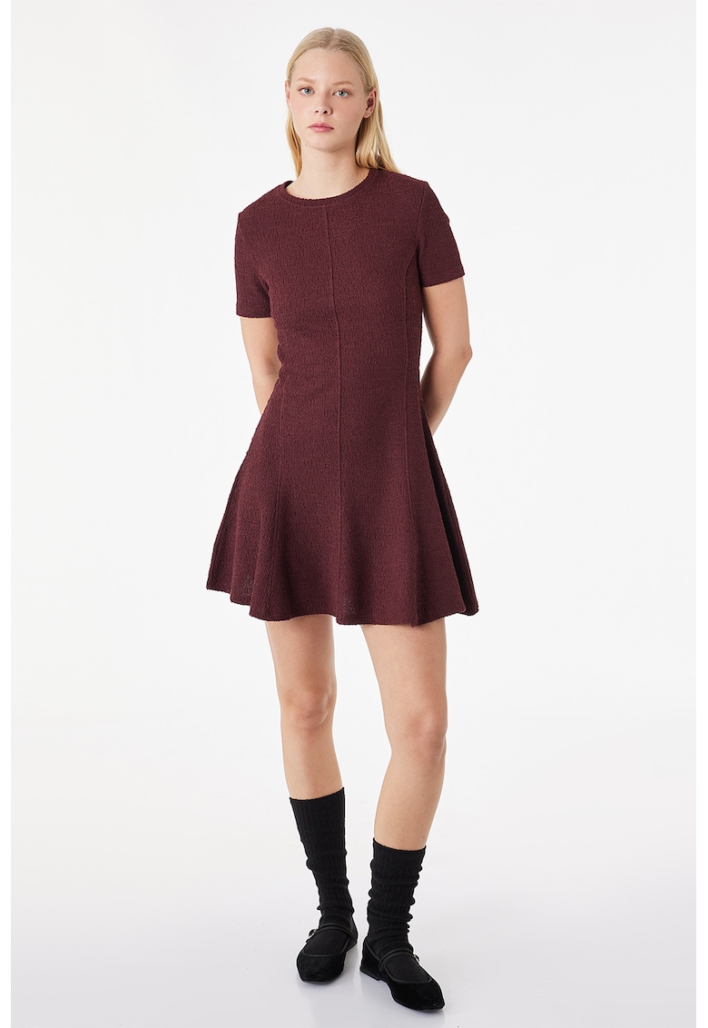 Rochie evazata cu maneci scurte - Visiniu