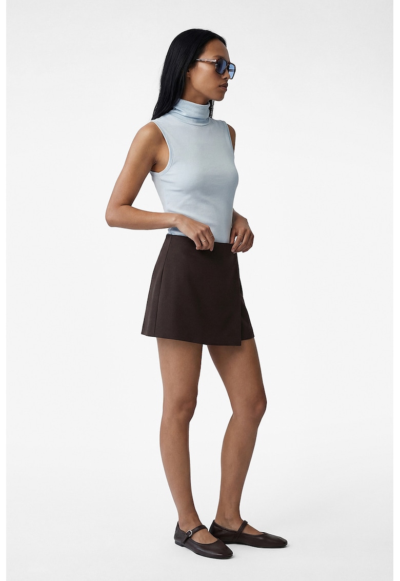 Bluza cu guler inalt - fara maneci - Albastru pal