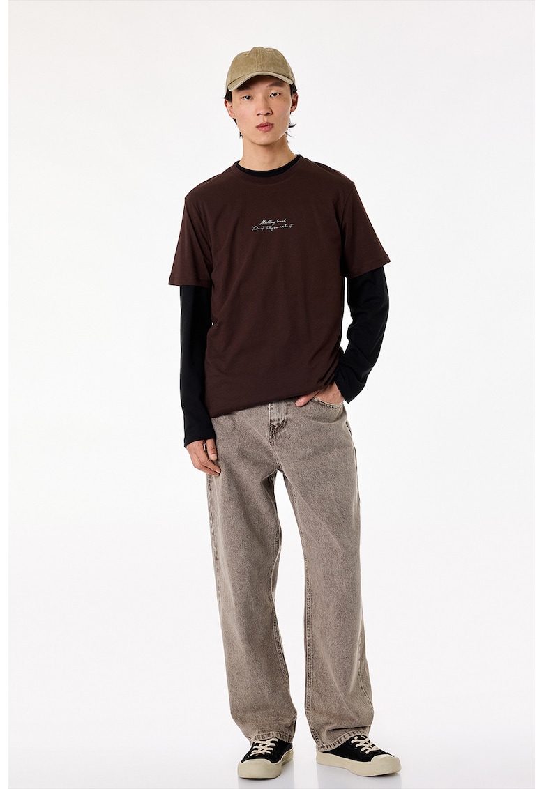 Tricou din bumbac cu imprimeu text - Maro inchis