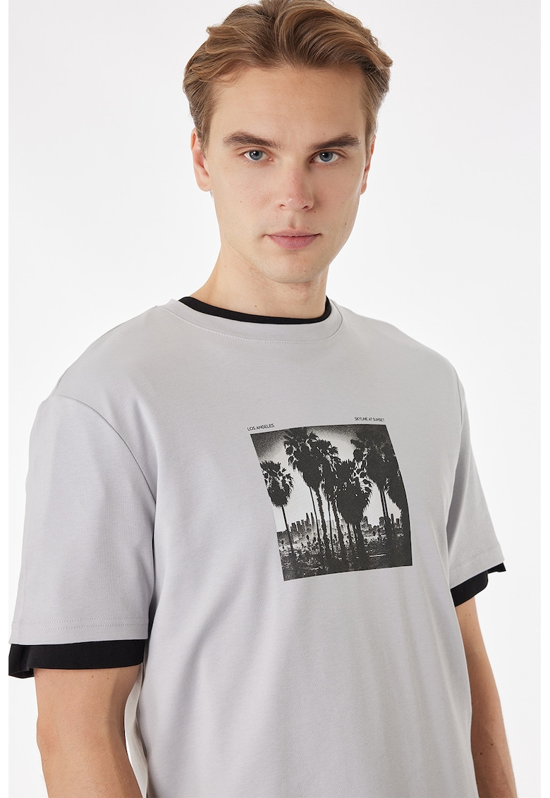 Tricou regular fit cu imprimeu foto - Gri/Gri antracit
