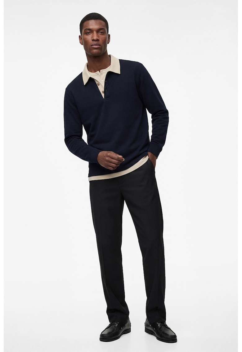 Pulover cu guler contrastant si fenta cu nasturi - Albastru ultramarin/Bej