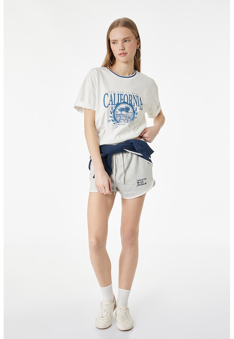 Tricou cu text si decolteu la baza gatului - Alb/Albastru