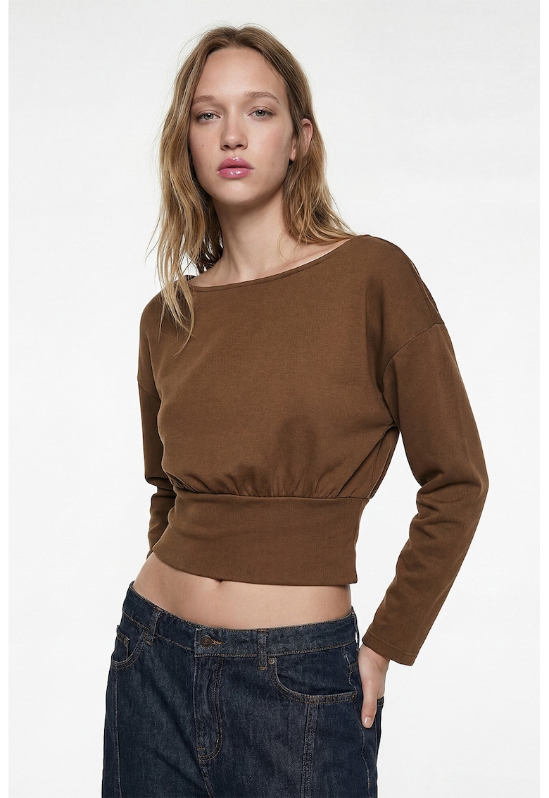Bluza crop cu terminatie evazata - Maro inchis
