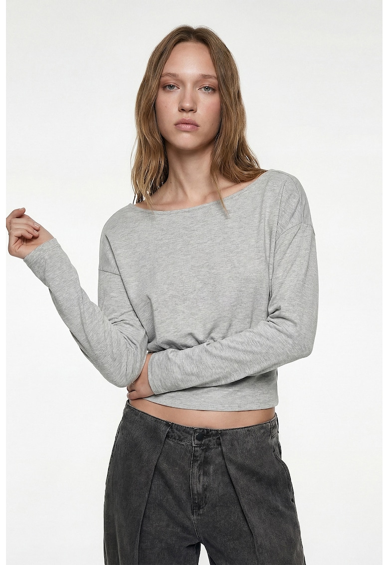 Bluza crop cu terminatie evazata - Gri melange