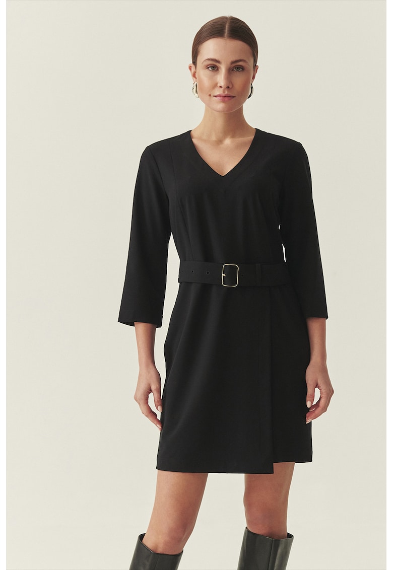 Rochie cu croiala dreapta si curea in talie - Negru
