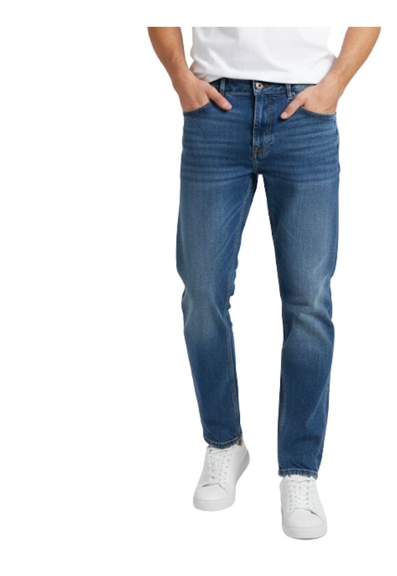 Blugi slim fit cu efect usor spalacit -