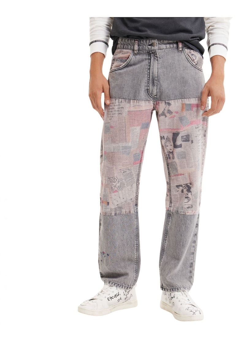 Blugi drepti cu detalii grafice -