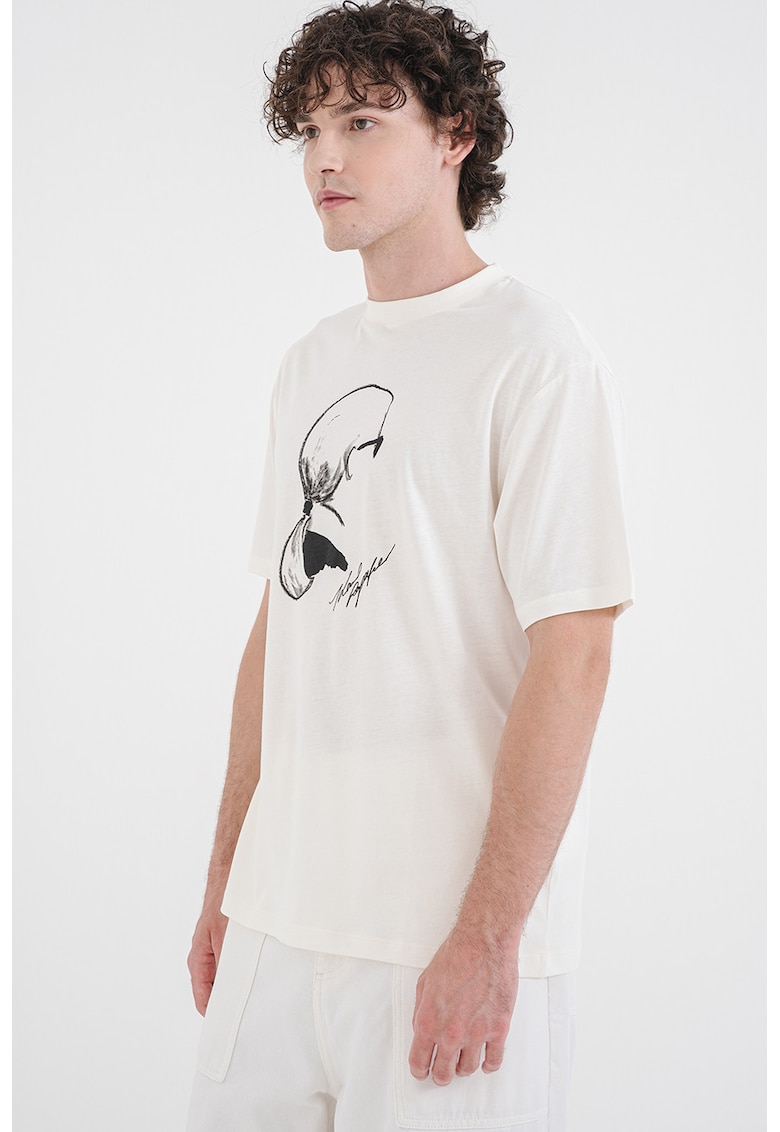 Tricou cu decolteu la baza gatului si imprimeu logo - Alb fildes