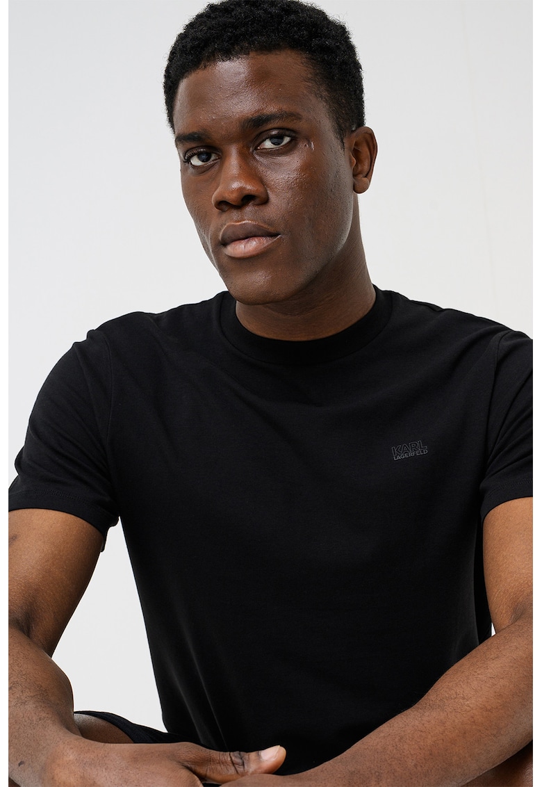 Tricou slim fit cu decolteu la baza gatului - Negru stins