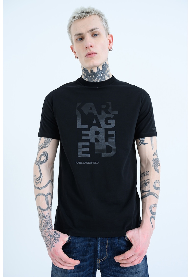 Tricou cu decolteu la baza gatului si imprimeu logo - Negru