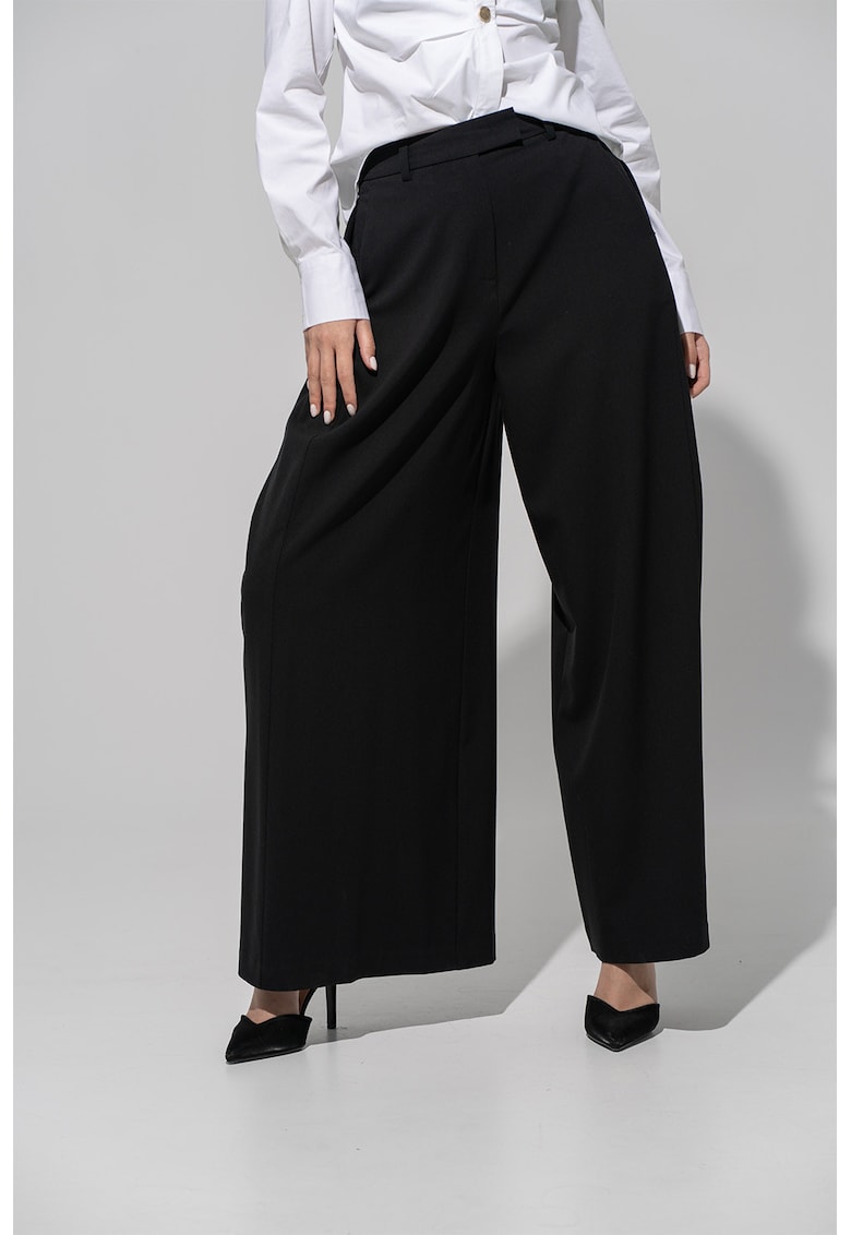 Pantaloni cu croiala ampla si talie medie Florina - Negru