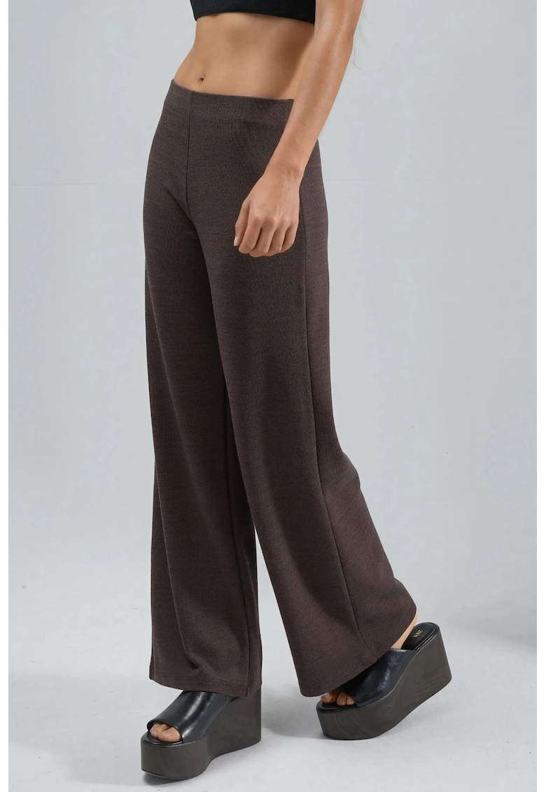 Pantaloni dama - drepti - talie elastica - maro nuc - textil