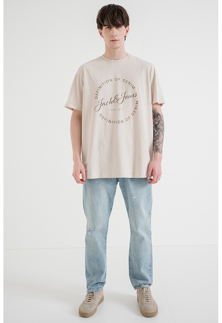 Tricou cu decolteu la baza gatului si imprimeu logo - Maro/Maro camel