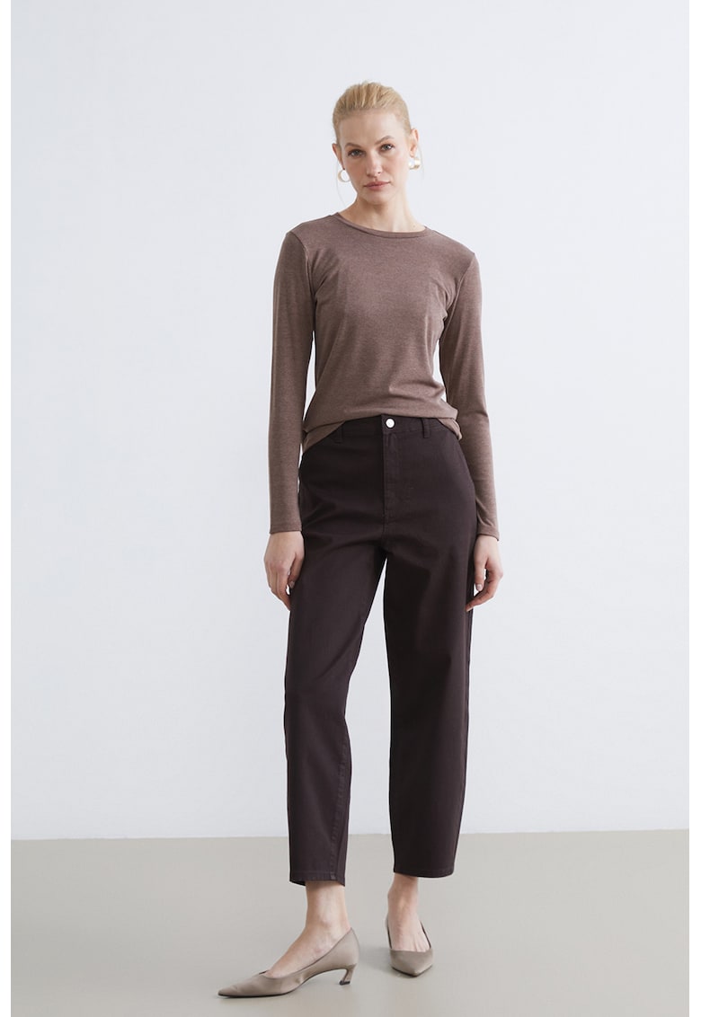 Bluza cu model uni si decolteu rotund - Maro deschis