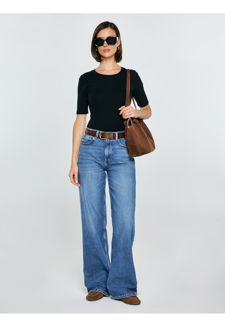 Tricou slim fit uni cu decolteu rotund