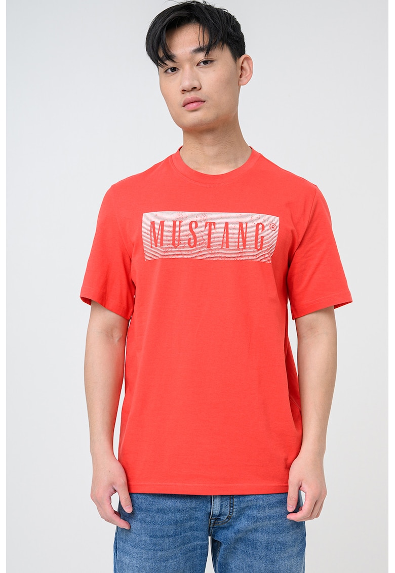 Tricou cu decolteu la baza gatului si imprimeu logo Austin - Rosu cireasa
