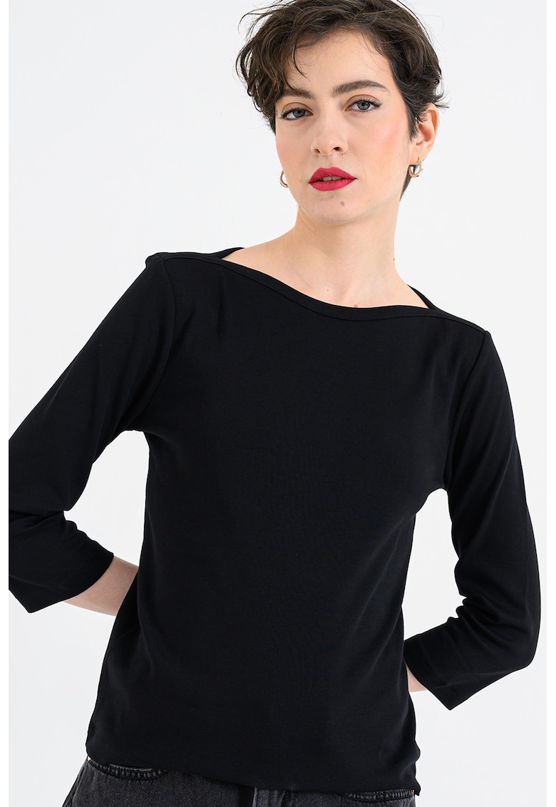 Bluza cu decolteu barcuta - Negru