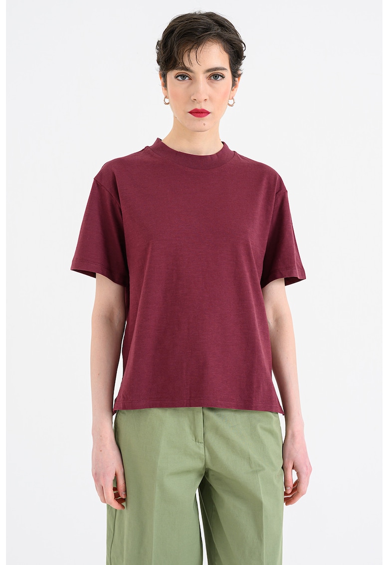 Tricou din bumbac cu decolteu la baza gatului - Visiniu