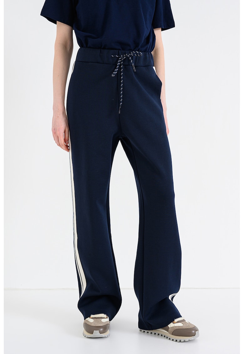 Pantaloni de trening din amestec de modal cu croiala relaxed-fit si talie medie - Alb murdar/Bleumarin
