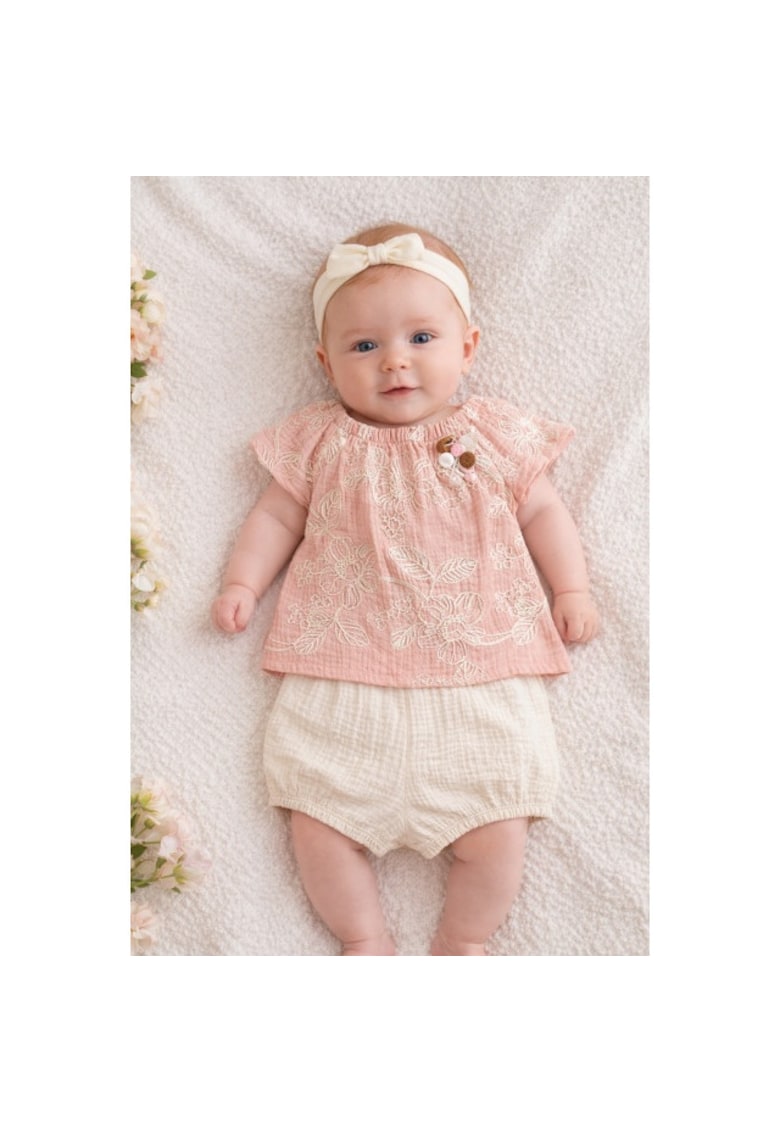 Set bebelusi fetita bluza roz cu broderie florala pantaloni scurti crem vara premium