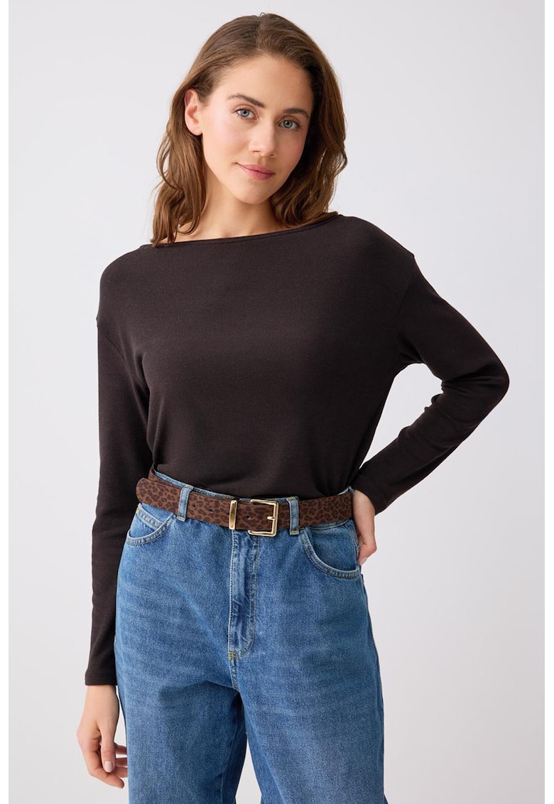 Bluza cu decolteu barcuta - Maro