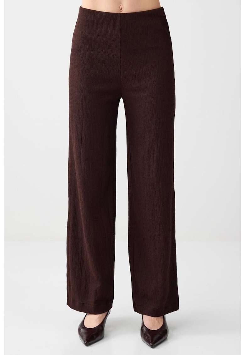 Pantaloni cu croiala ampla si talie medie - Maro cognac