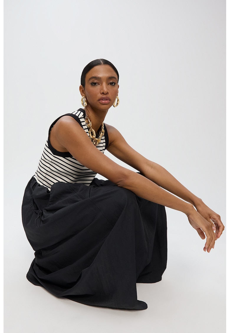 Rochie evazata cu buzunare oblice - Negru/Alb murdar