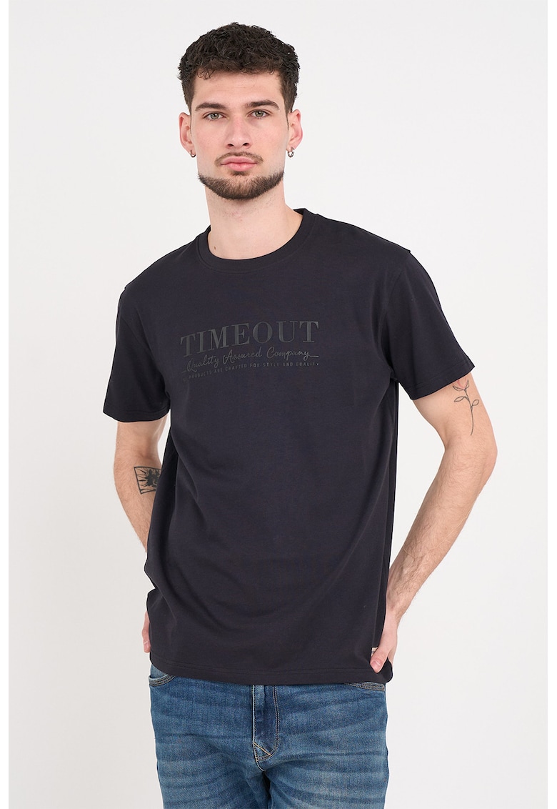Tricou cu decolteu la baza gatului si imprimeu logo - Negru