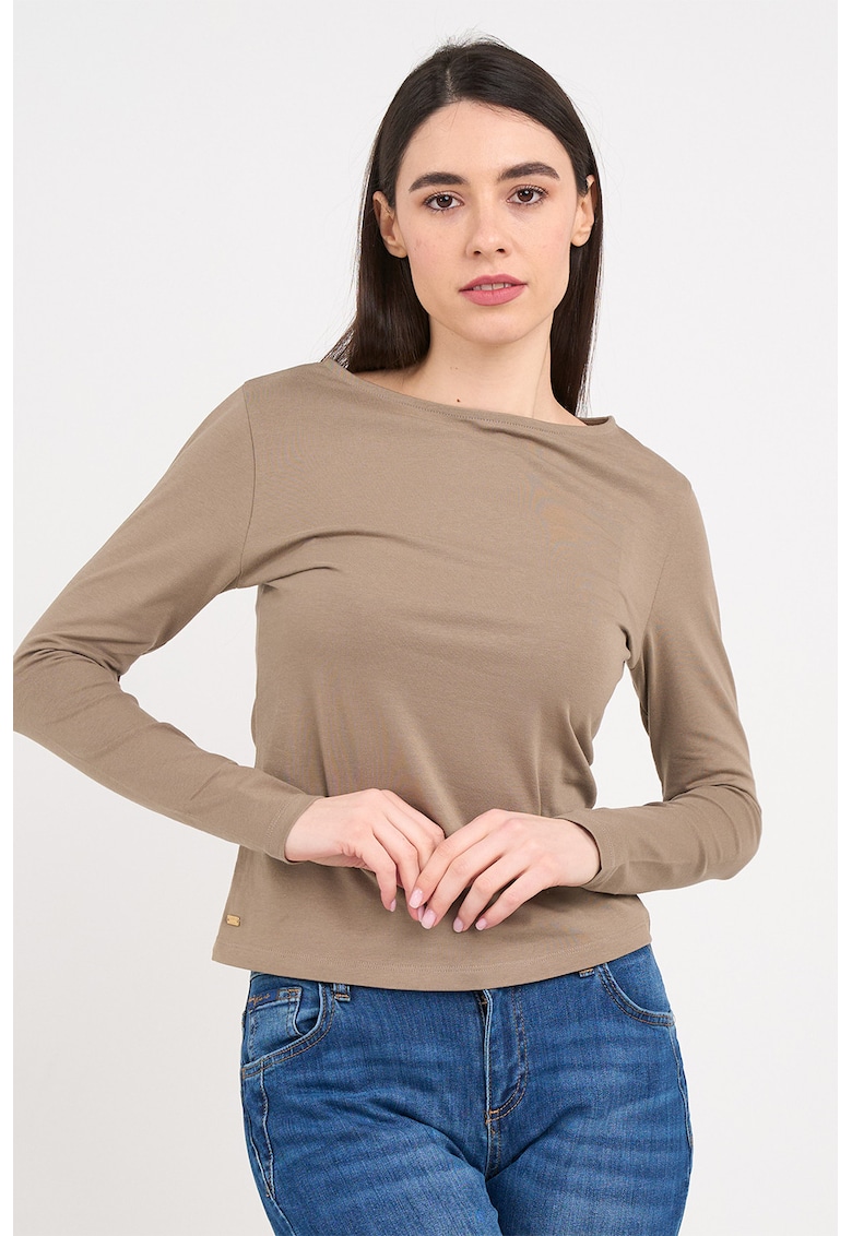 Bluza cu decolteu barcuta si model uni - Maro taupe deschis