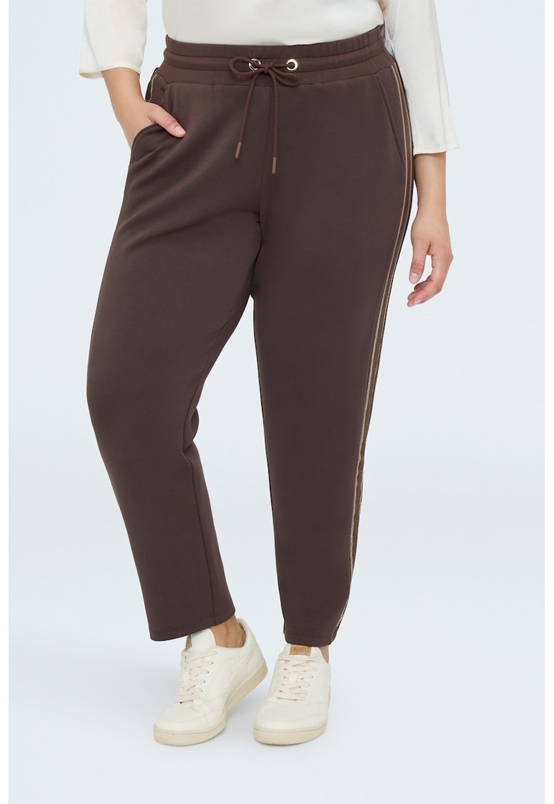Pantaloni de trening din amestec de modal cu snur si strasuri - Maro pamantiu