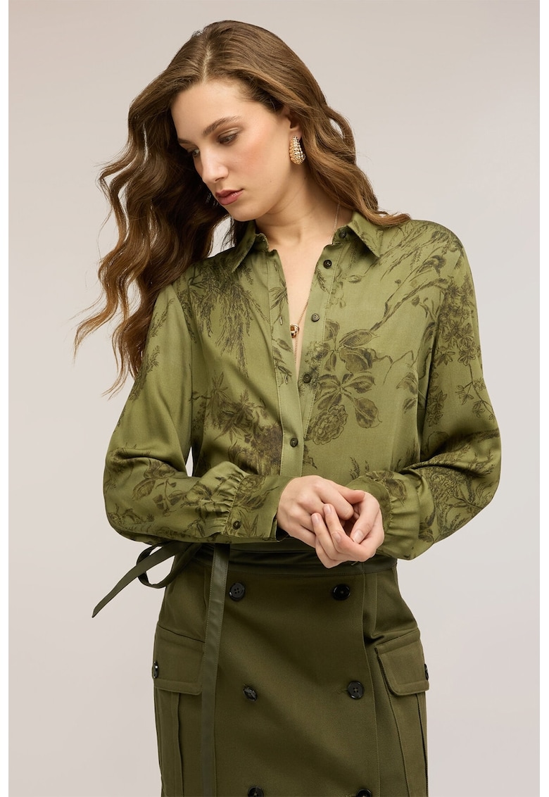 Camasa cu model floral si guler - Verde feriga