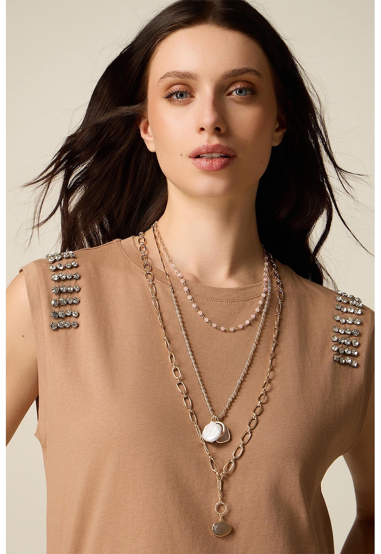 Colier cu siraguri multiple decorat cu margele si pandantive - Auriu/Alb murdar