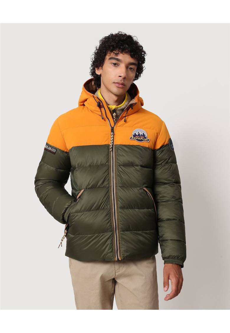 Geaca matlasata cu logo brodat Alay -