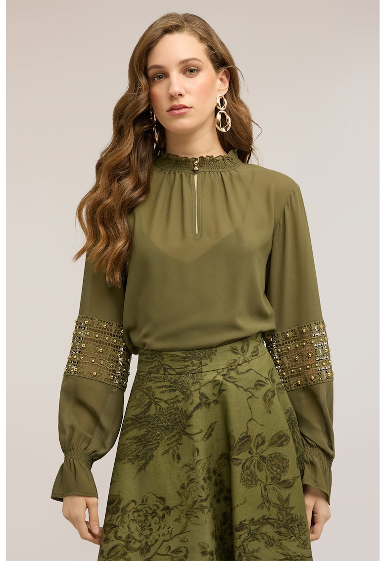 Bluza vaporoasa cu detalii brodate - Verde masliniu