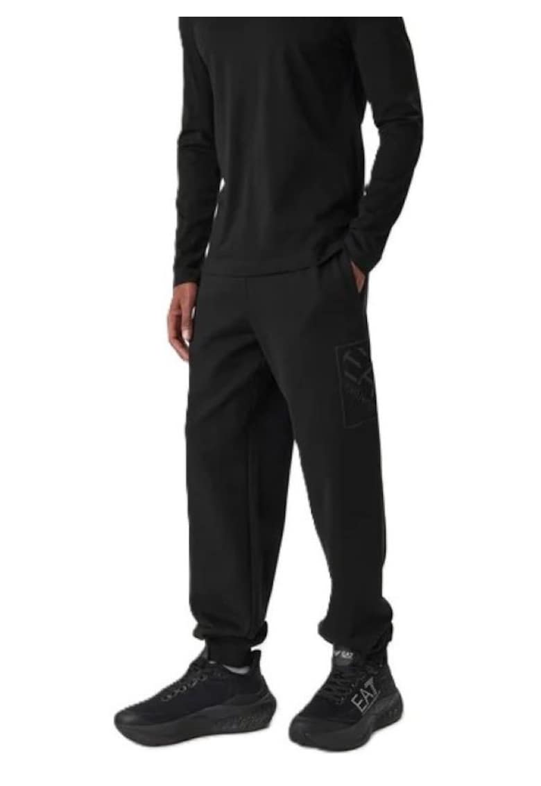 Pantaloni barbati TRAIN LOGO SERIES M OVERSIZE LOGO PANTS CH COFT - Bumbac - Negru - Negru