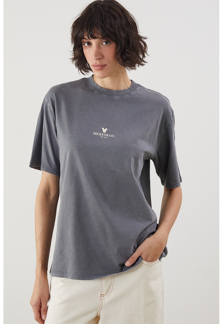 Tricou cu decolteu la baza gatului si imprimeu discret - Gri carbune