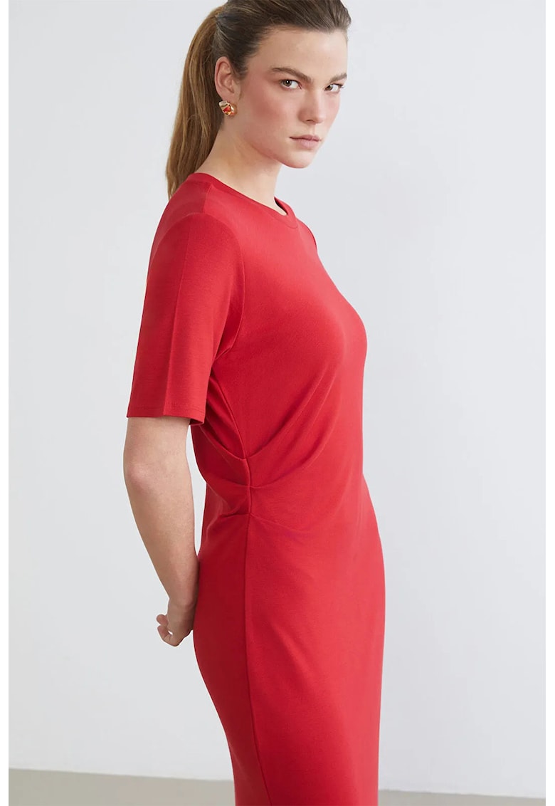 Rochie midi cu croiala cambrata si slit lateral - Rosu
