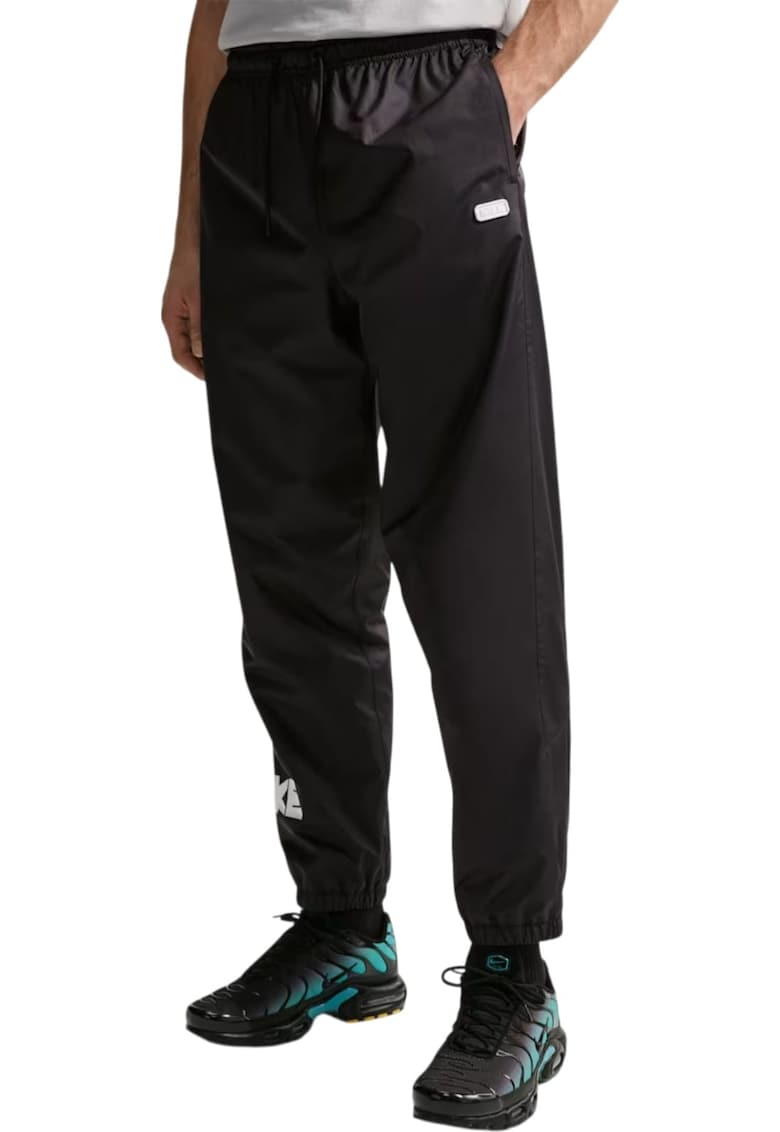Pantaloni Windrunner Woven Graphic 56581 - Negru