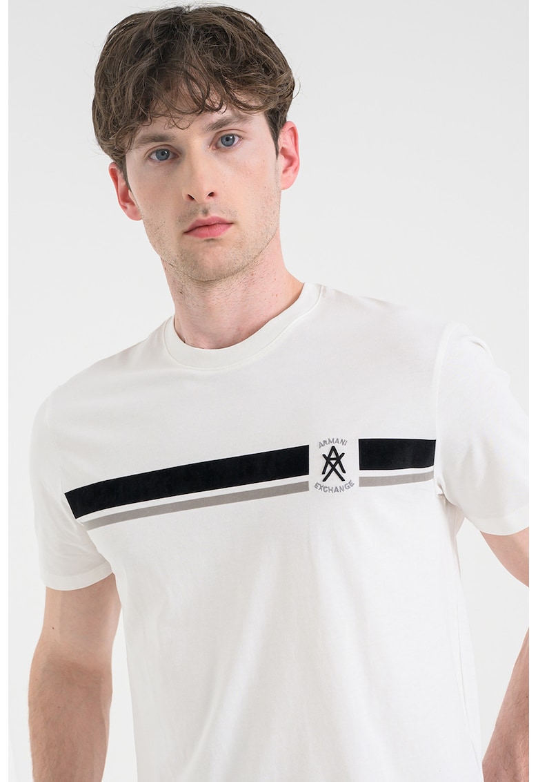 Tricou cu decolteu la baza gatului si logo - Alb murdar