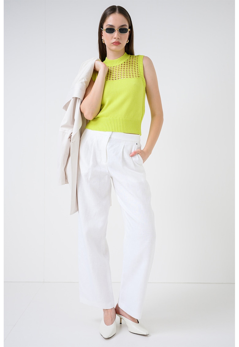 Top tricotat cu model cu perforatii - Verde lime