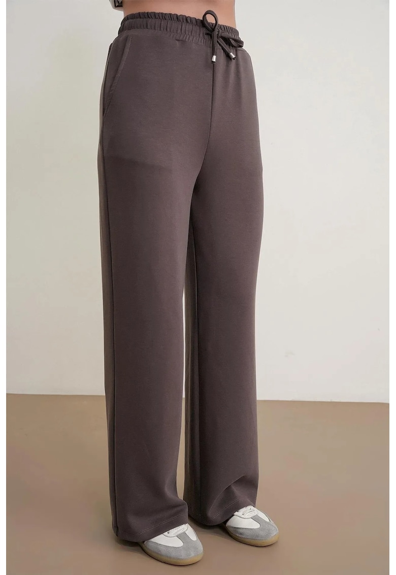 Pantaloni dama - drepti - talie inalta - maro - poliester