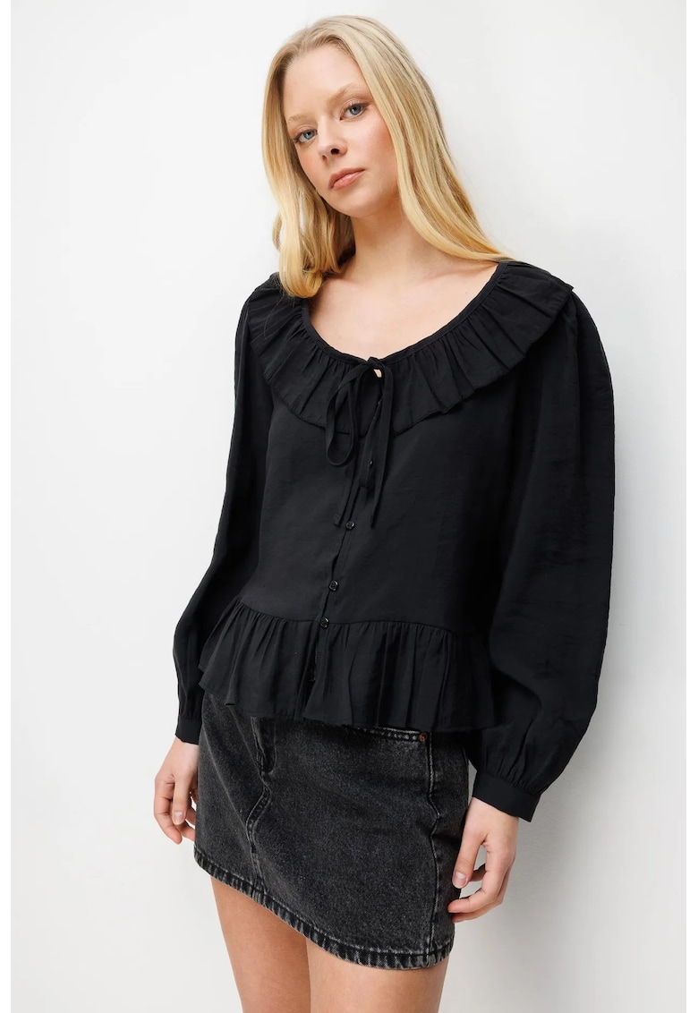 Bluza dama - cu volanase - decolteu in V - negru - textil