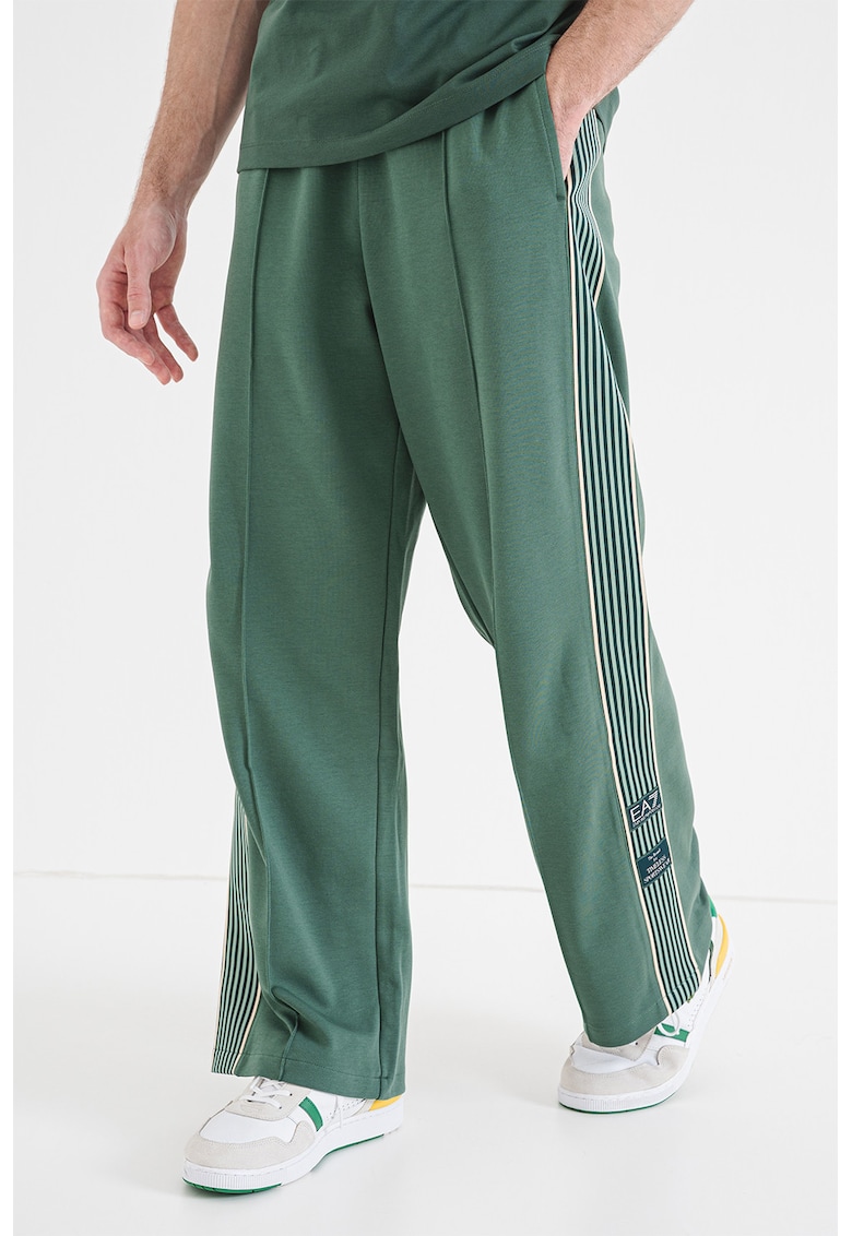Pantaloni de trening cu croiala dreapta si detaliu logo - Verde inchis