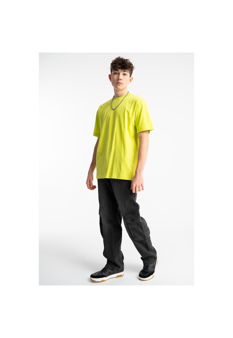 Blugi cargo cu aspect decolorat