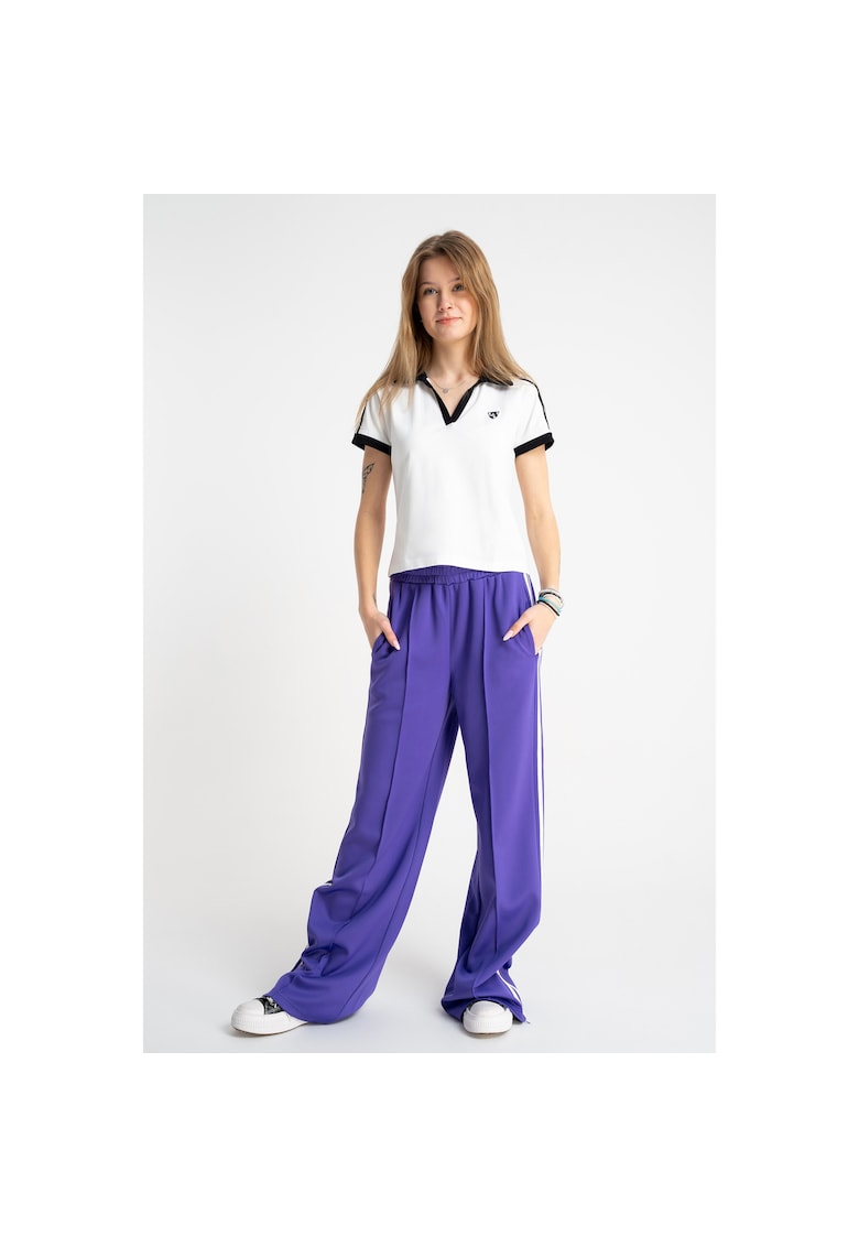 Pantaloni de trening cu croiala dreapta